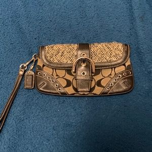 Coach wristlet🐆